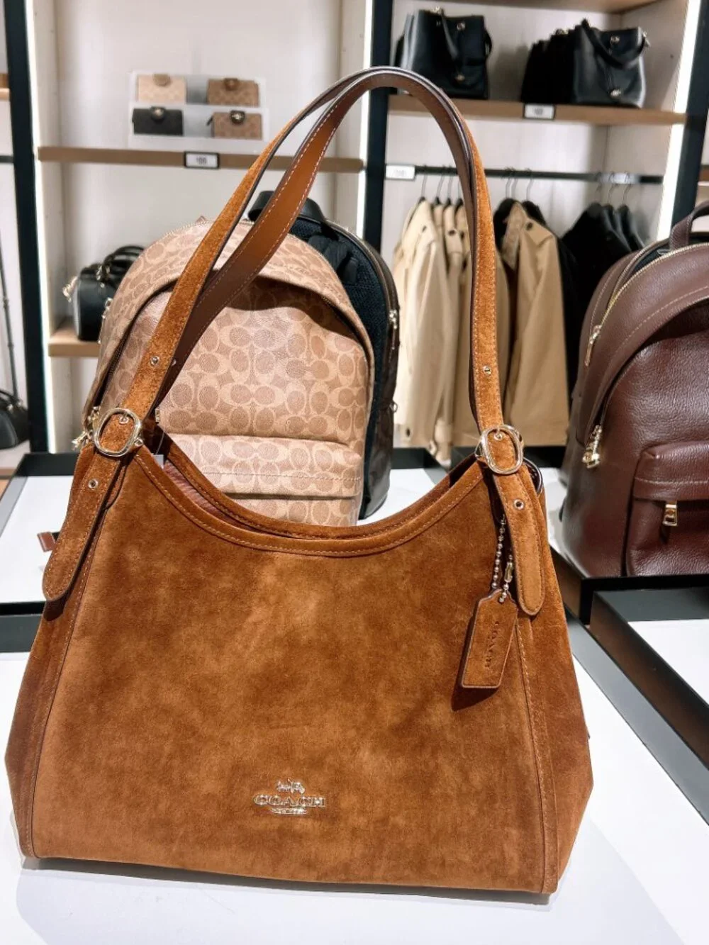 NWT COACH Erin Shoulder Bag WTH SUEDE 2026 CET41